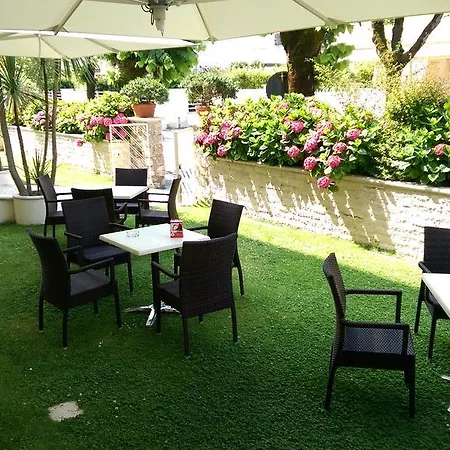 Hotel Pigalle 3*